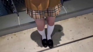 周嘉诚一大早就被妹妹叫醒