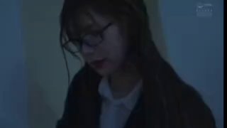 反差女友“我和你兄弟上床了 你不会嫌弃我吧”“你戴套了 不算”跟兄弟互相PUA女友交换，只要带了套不算真正做爱