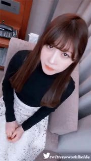 俺去也 地址在南京约炮人妻，肛塞震动棒齐上，撅着屁股真骚